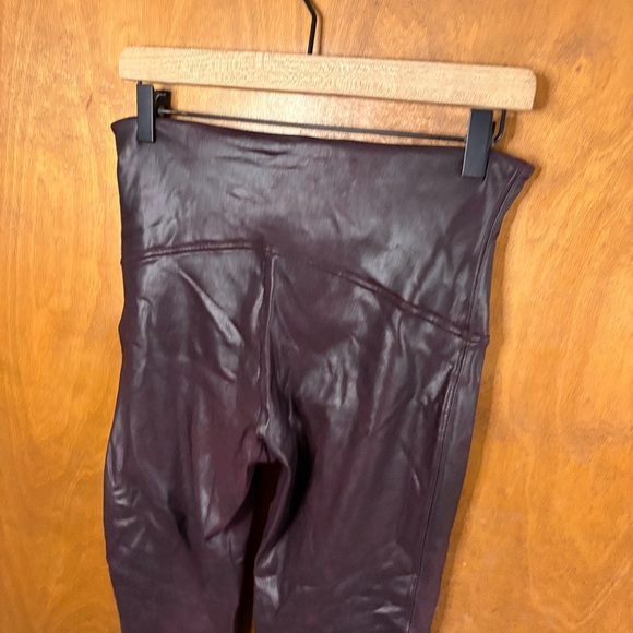 Spanx Faux Leather Leggings Wine Burgundy High Rise XL Sleek Boho Minimalist Mod - Picture 7 of 12